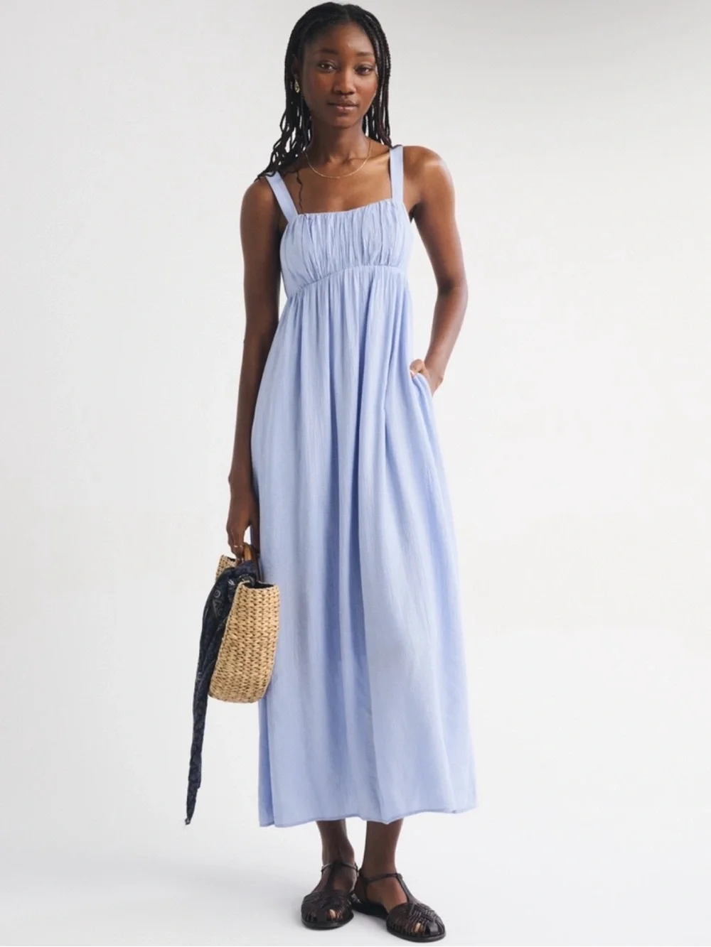 Abercrombie & Fitch Bra-Free Sweetheart Ruched Flowy Maxi Dress
